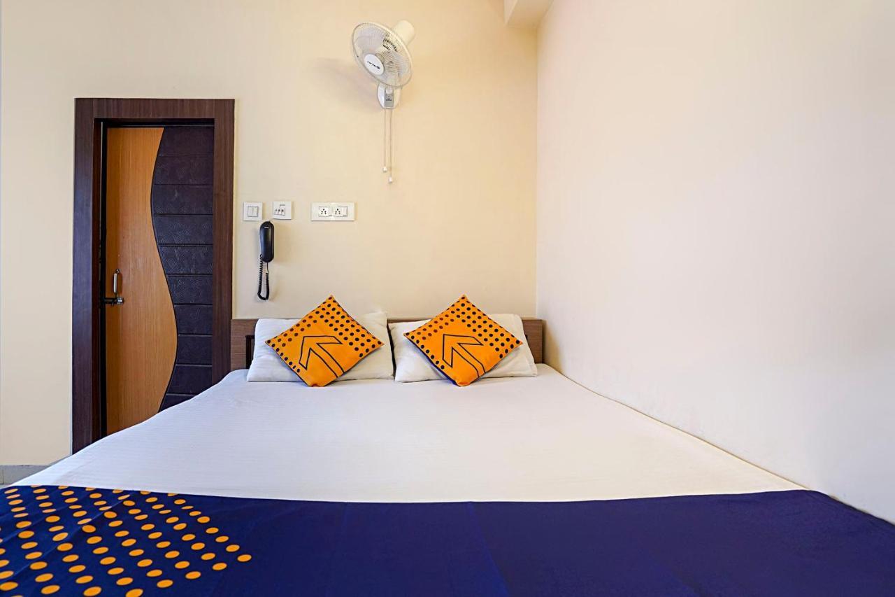 Hotel O Trisha Guest House Dam Dam Exterior foto