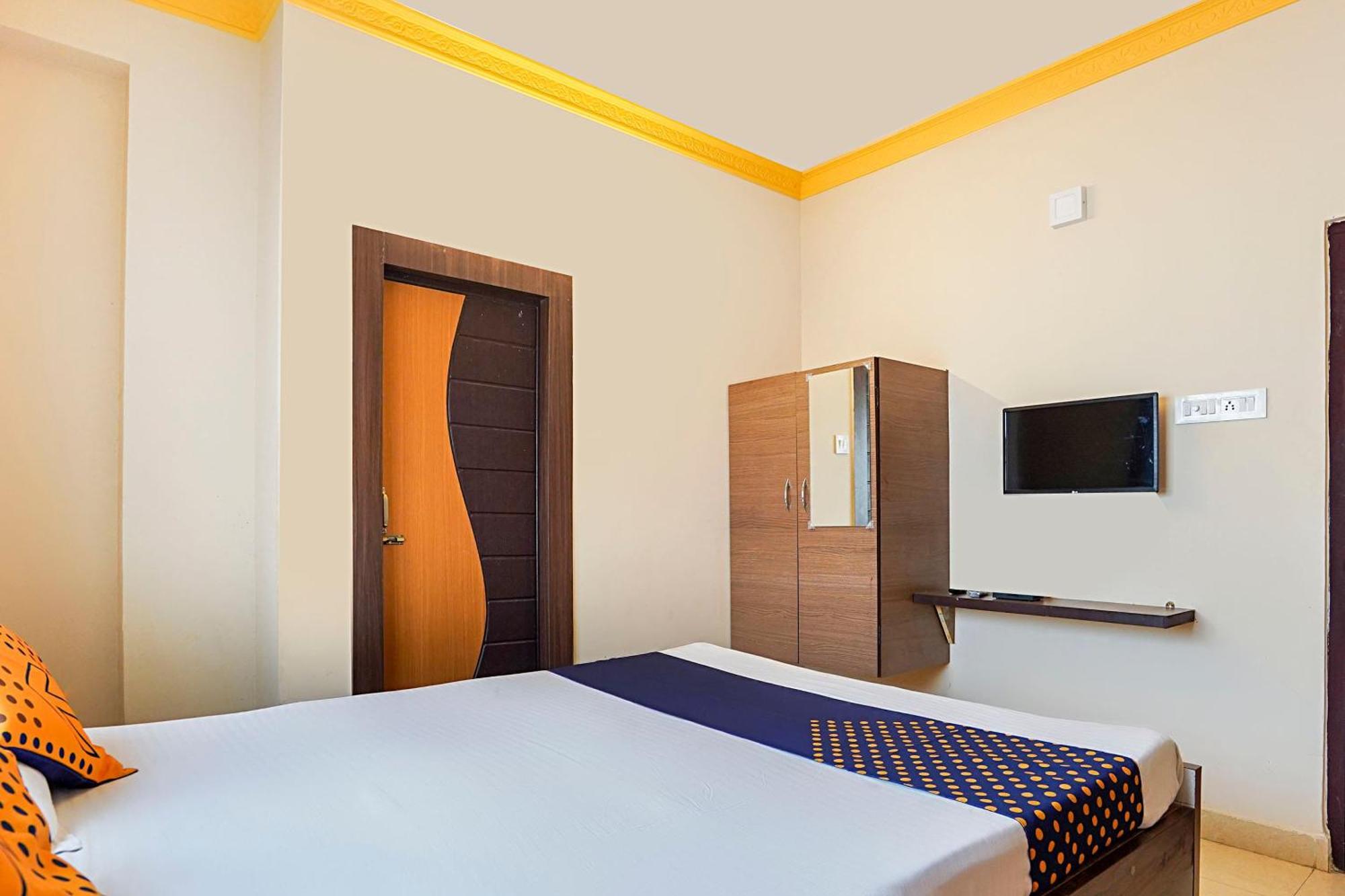 Hotel O Trisha Guest House Dam Dam Exterior foto